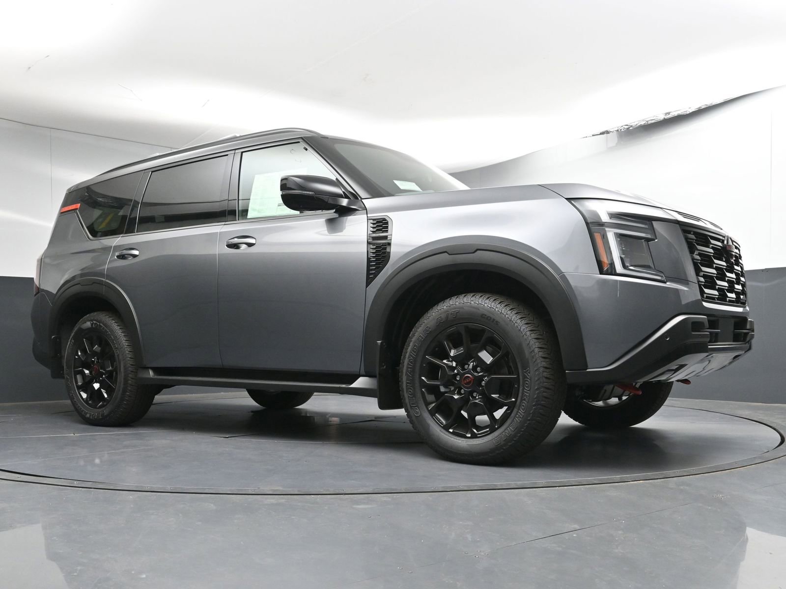 New 2025 Nissan Armada PRO-4X AWD/4WD image 24