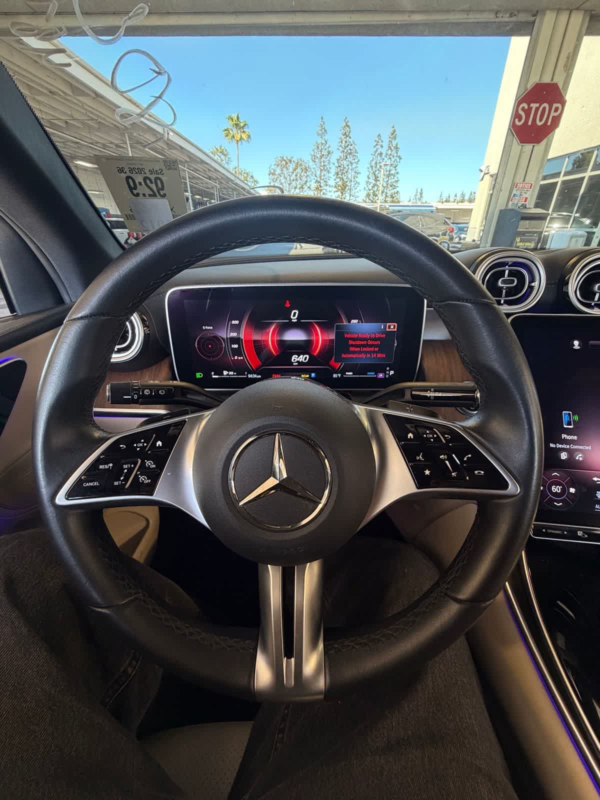 Used 2024 Mercedes-Benz GLC 300 4MATIC image 17