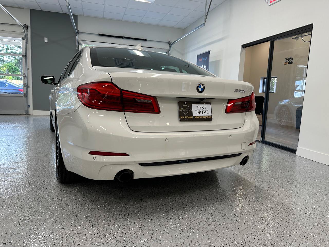 Used 2019 BMW 530i w/ Convenience Package RWD image 7