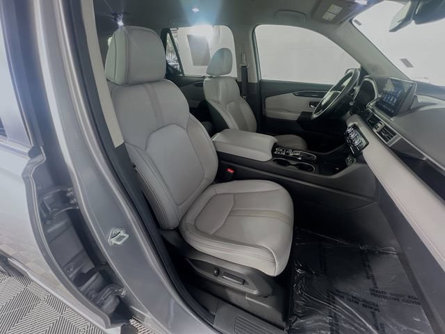 Certified 2025 Honda Pilot EX-L image 30