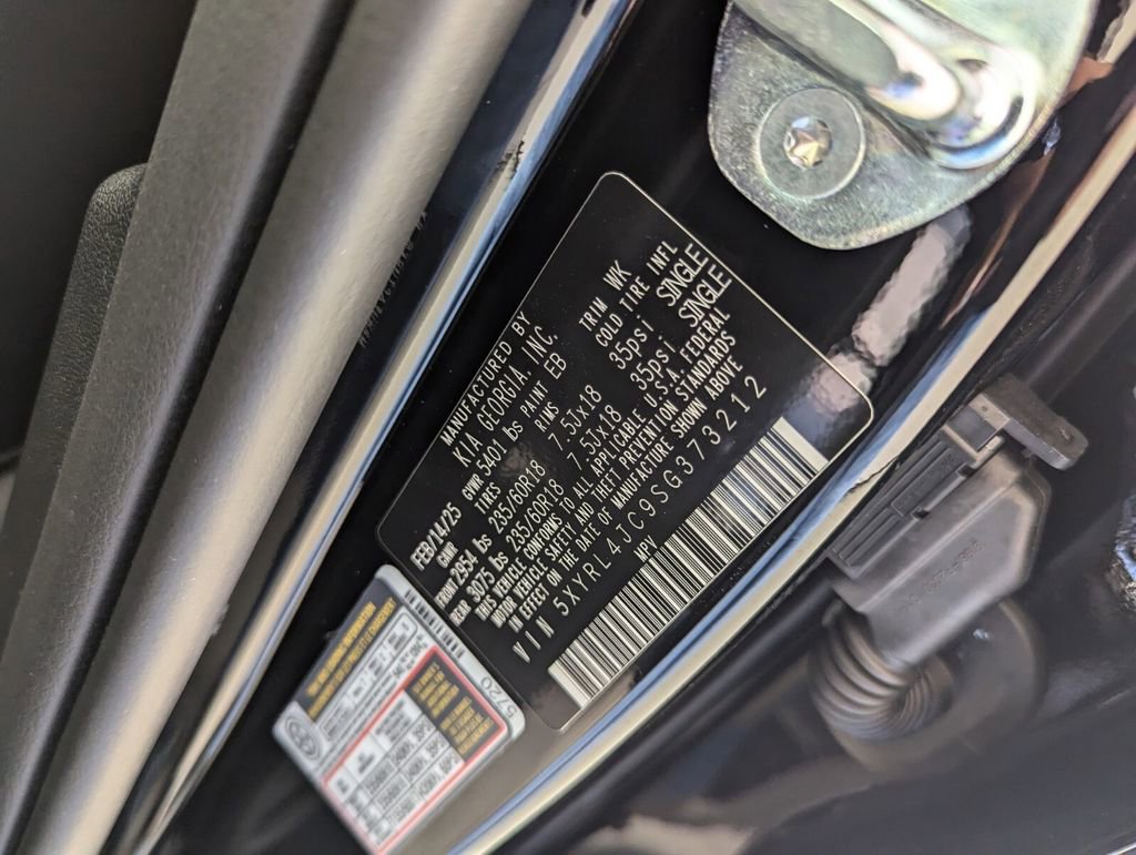 New 2025 Kia Sorento S w/ Panoramic Sunroof Package image 32