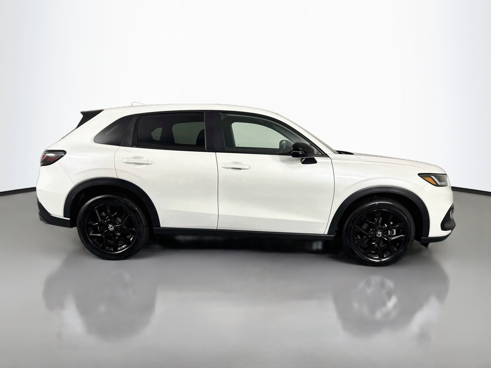 Certified 2024 Honda HR-V Sport image 4