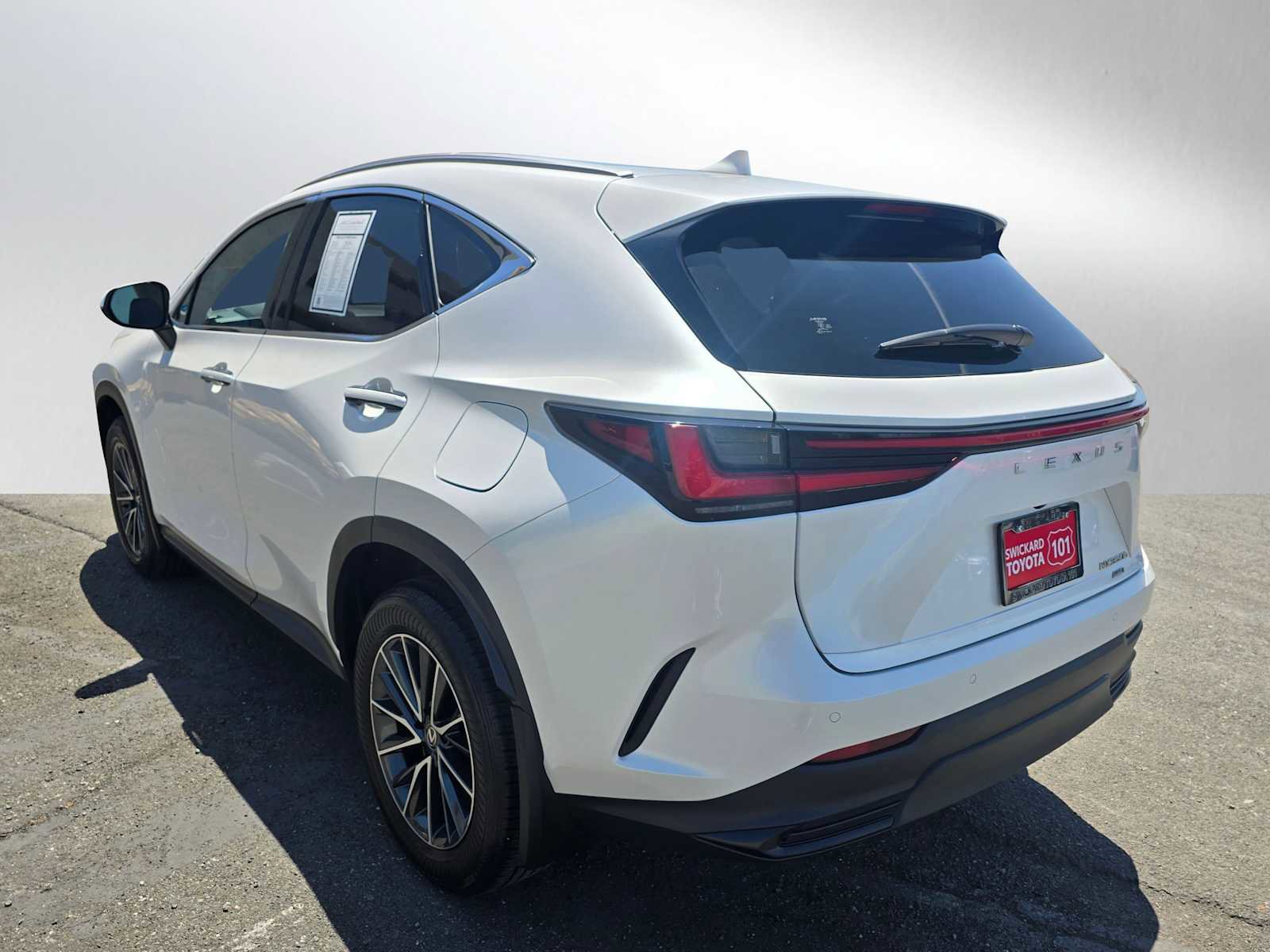Used 2024 Lexus NX 350h AWD w/ Cold Area Package image 5