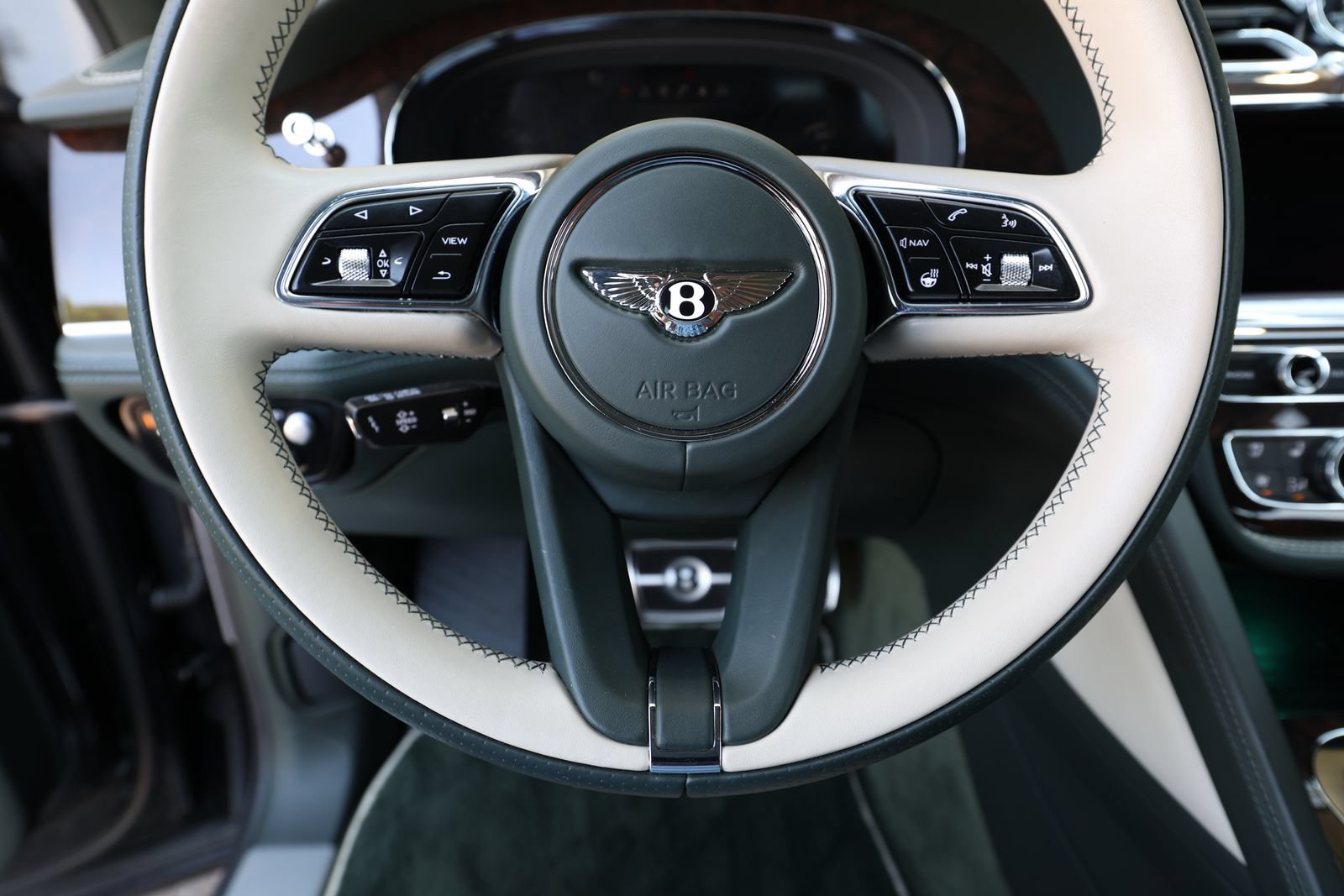 Certified 2022 Bentley Bentayga Speed AWD/4WD image 21