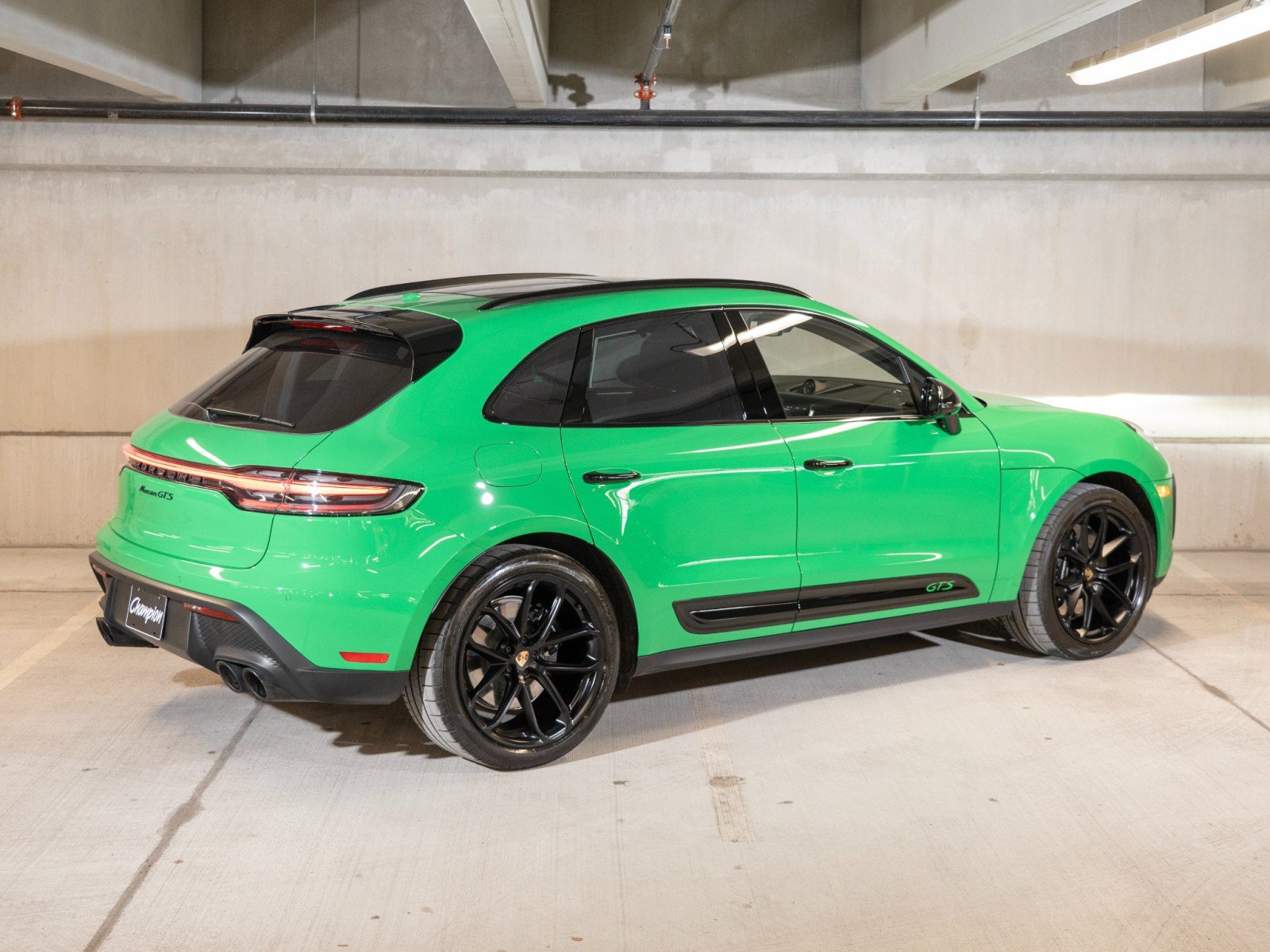 Certified 2026 Porsche Macan GTS AWD/4WD image 9