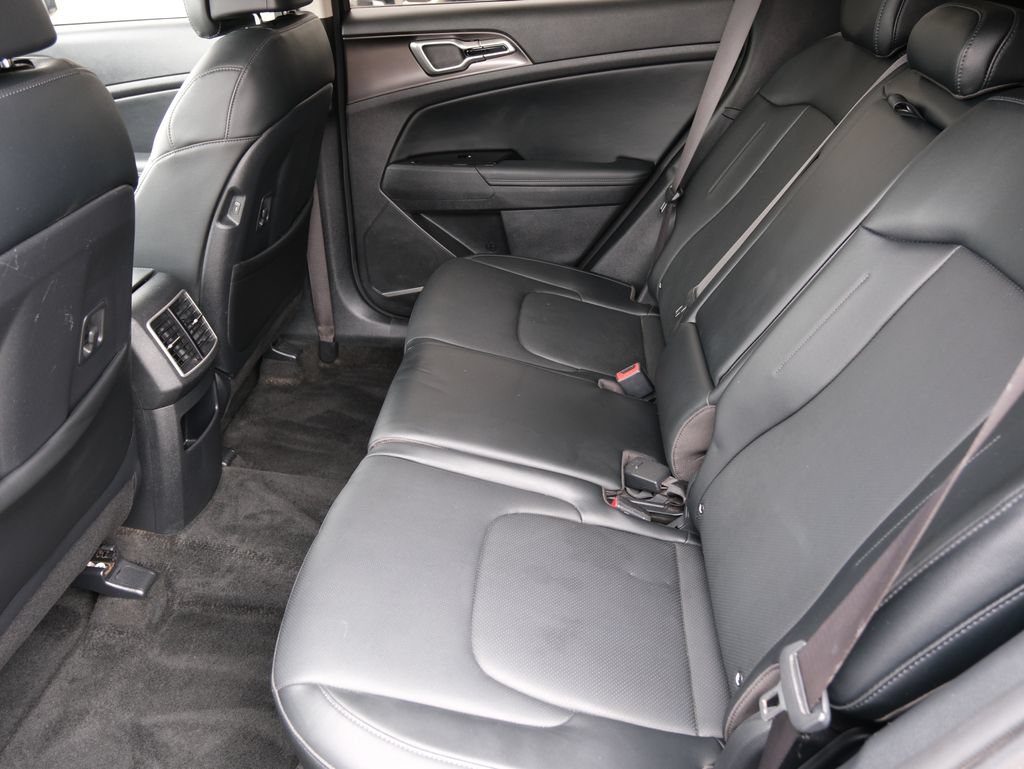 Used 2024 Kia Sportage EX FWD image 28