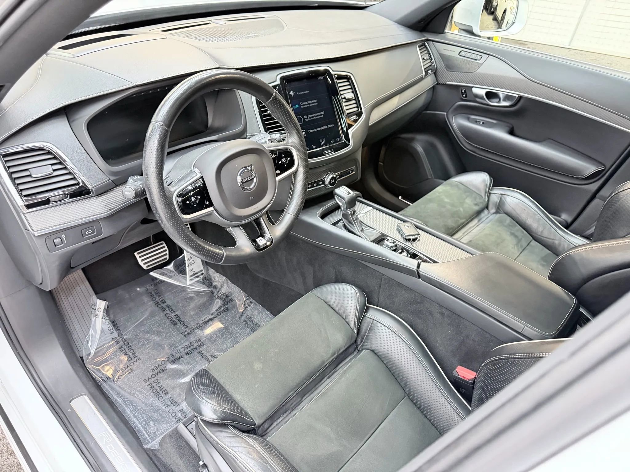 Used 2019 Volvo XC90 T5 R-Design w/ Advanced Package image 11