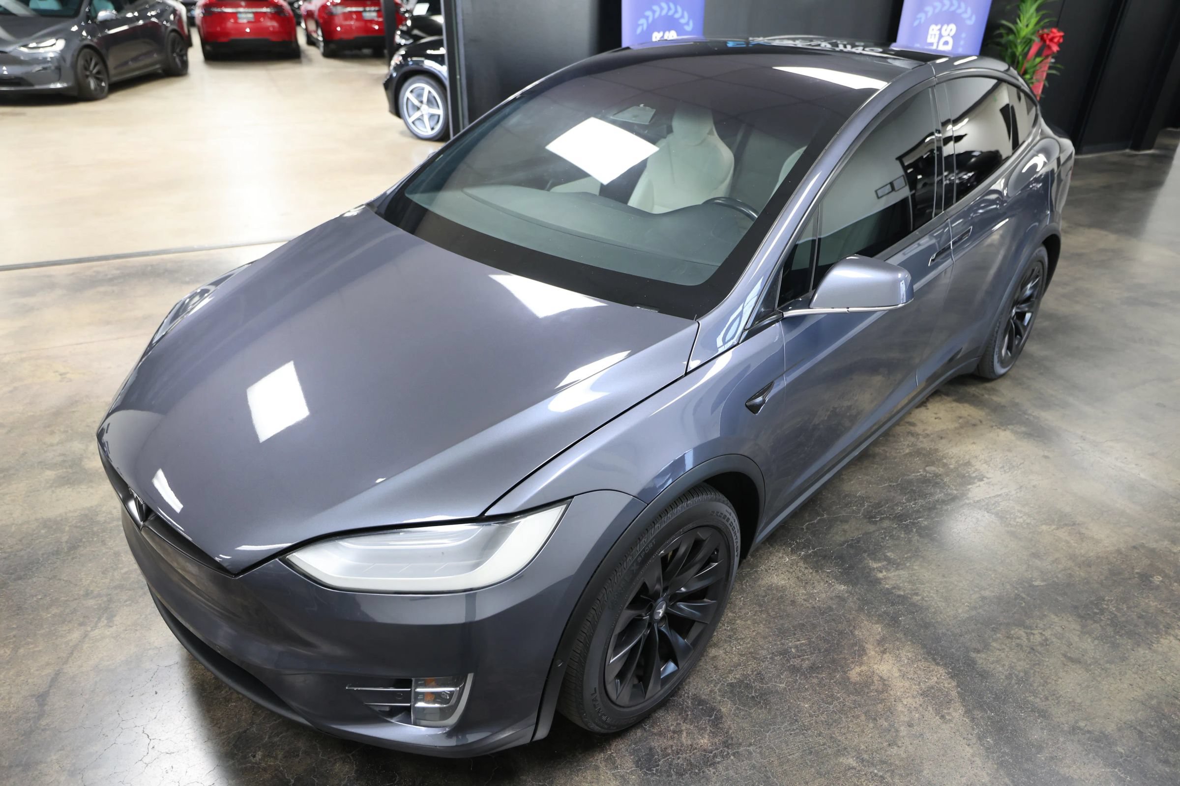 Used 2018 Tesla Model X 100D AWD/4WD image 14