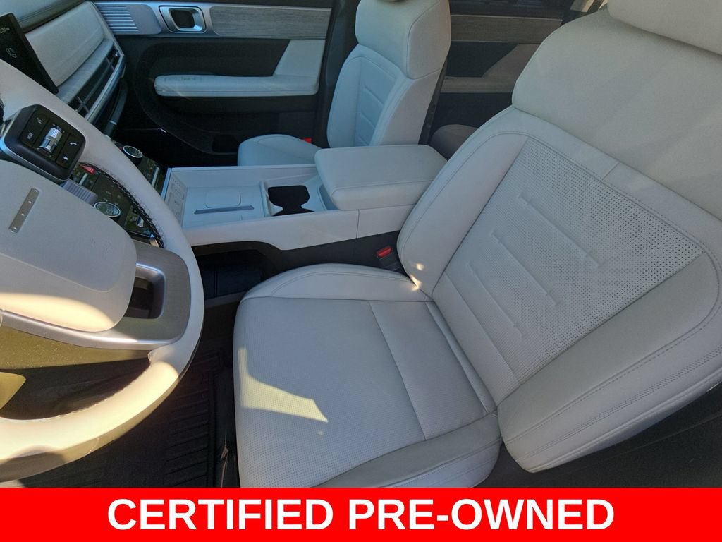 Used 2025 Hyundai Santa Fe Calligraphy AWD/4WD image 17