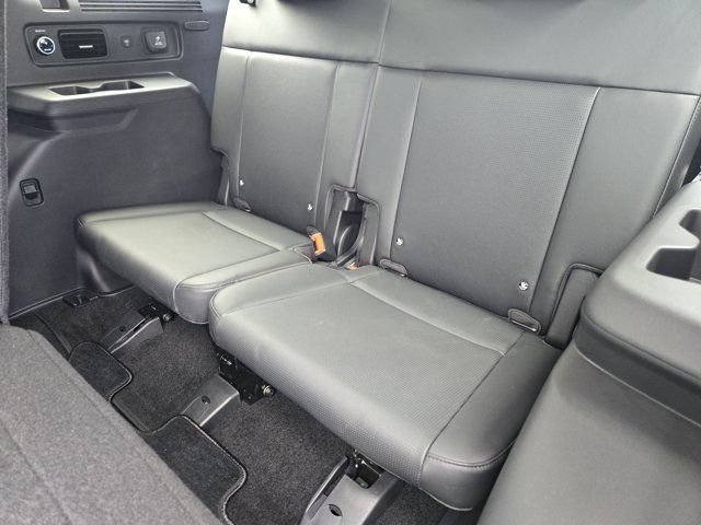 Certified 2026 Hyundai Santa Fe Limited AWD/4WD image 31