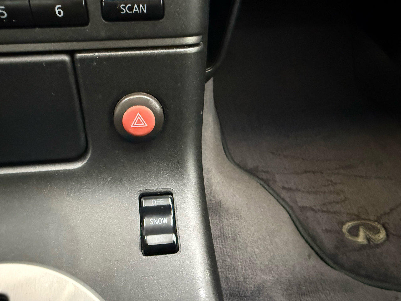 Used 2004 INFINITI G35 x Sedan image 47