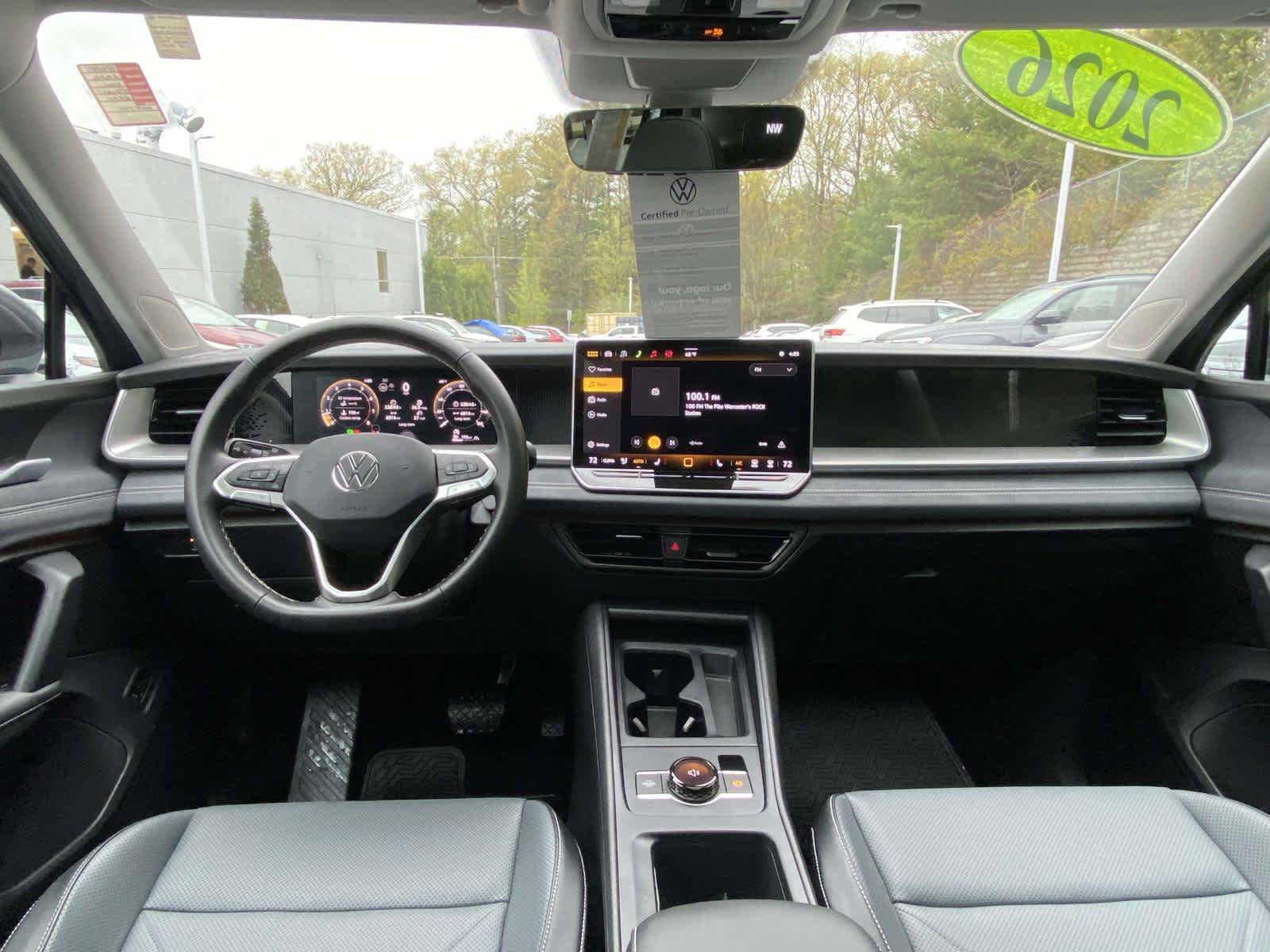 Certified 2026 Volkswagen Tiguan SE w/ Panoramic Sunroof Package AWD/4WD image 19