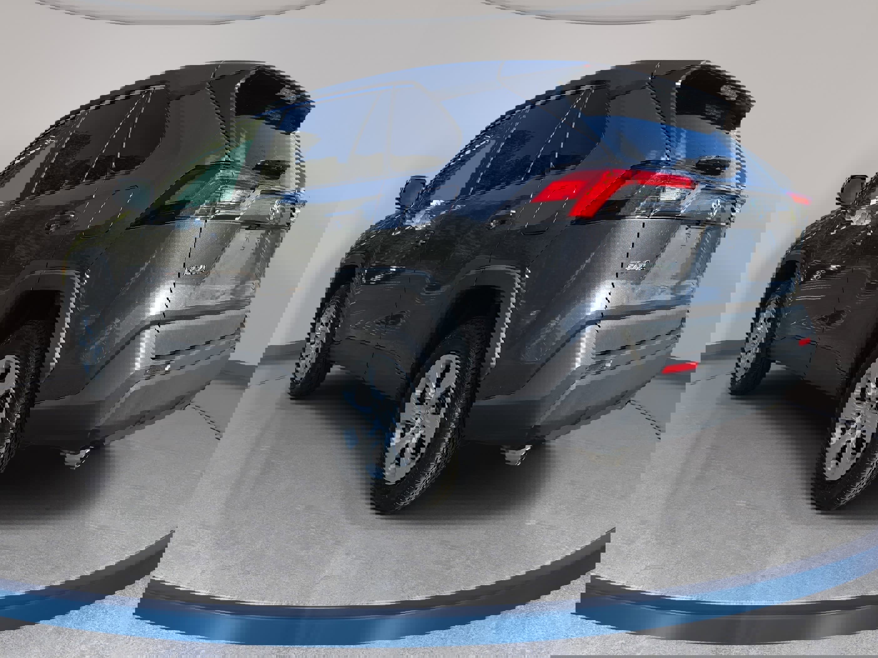 Used 2023 Toyota RAV4 LE image 7