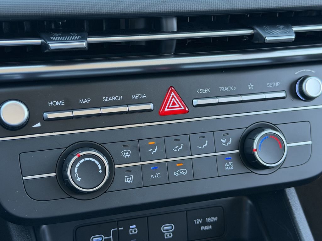 New 2026 Hyundai Tucson SE image 20