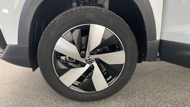 Used 2024 Volkswagen Taos S image 48