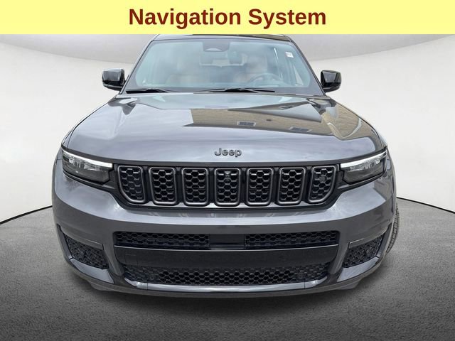 Certified 2025 Jeep Grand Cherokee L Summit w/ Advanced Protech Group IV AWD/4WD image 4