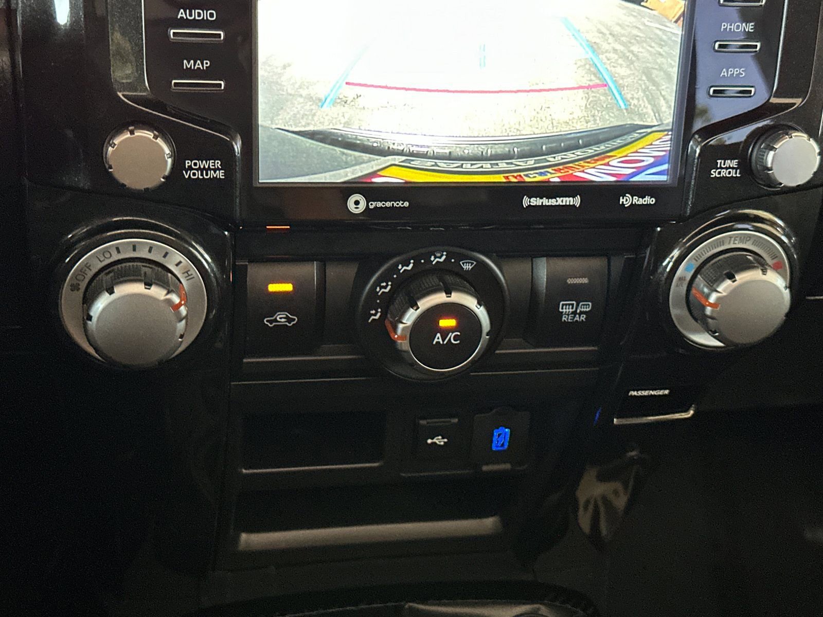 Used 2022 Toyota 4Runner TRD Off-Road Premium w/ Moonroof Package AWD/4WD image 28