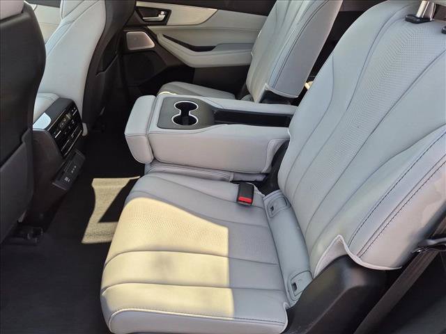 Used 2025 Acura MDX w/ Technology Package AWD/4WD image 19