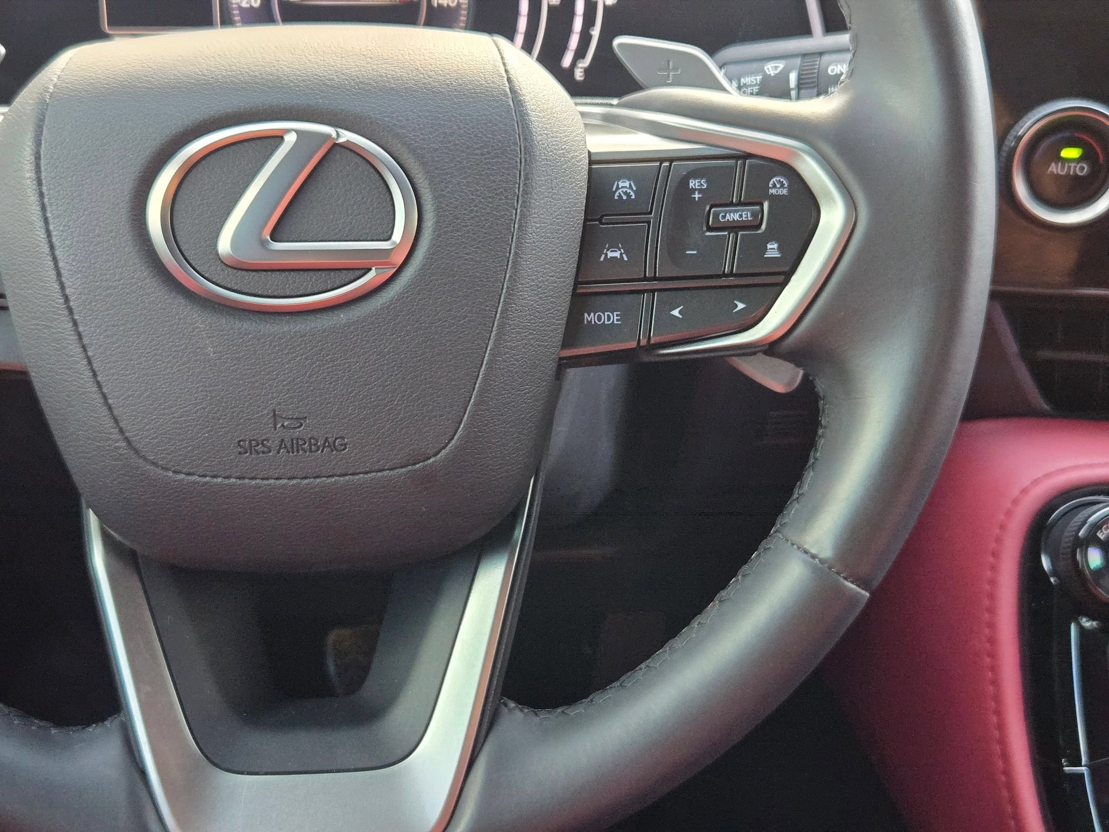 Used 2024 Lexus NX 250 FWD w/ Towing Package (2000 Lbs) image 22