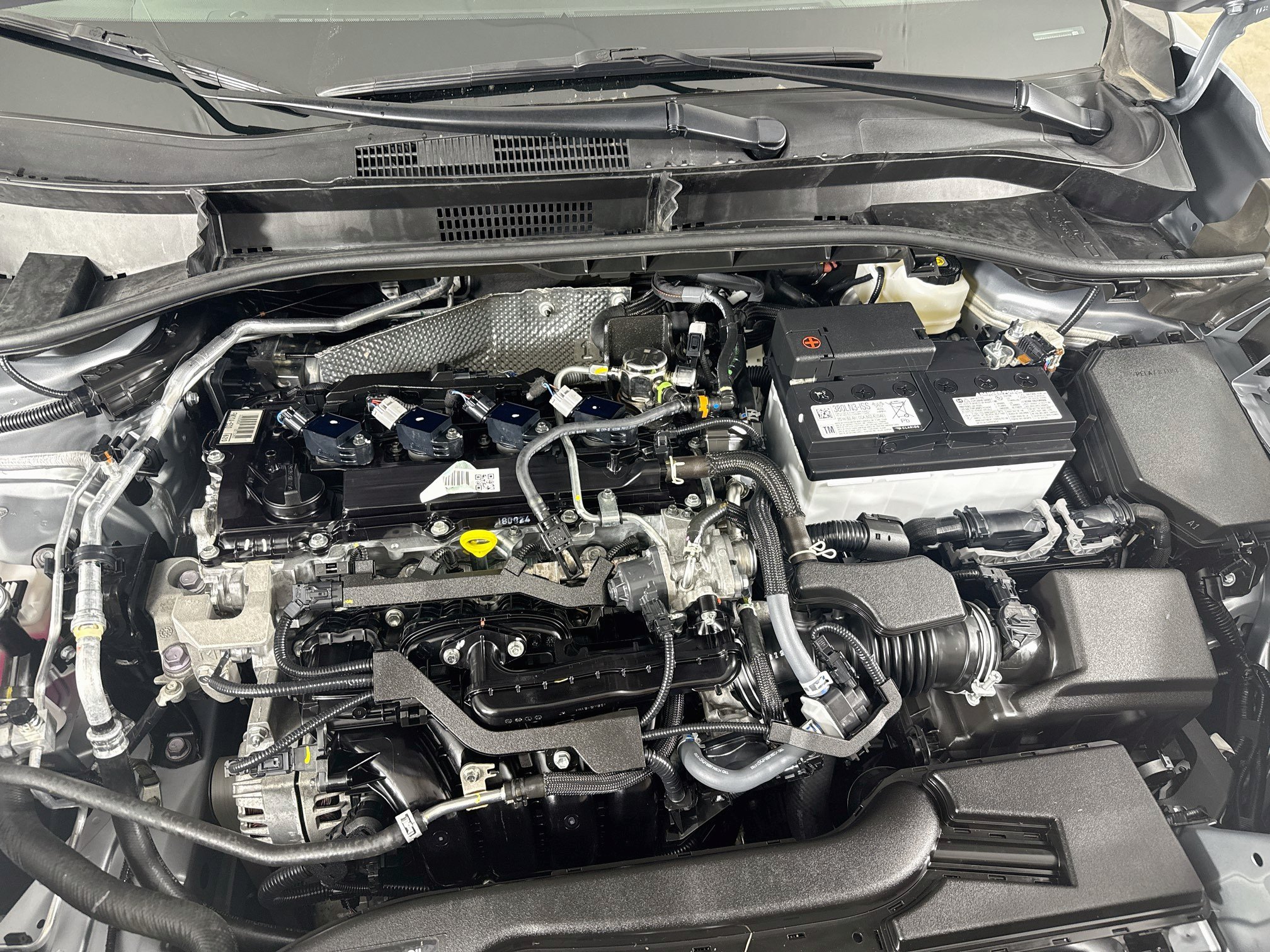 Certified 2025 Toyota Corolla Cross LE FWD image 30
