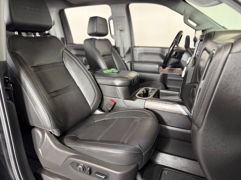 Certified 2023 GMC Sierra 3500 Denali w/ Denali Ultimate Package AWD/4WD image 47