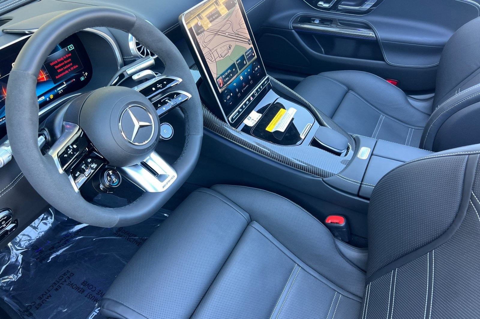 Used 2024 Mercedes-Benz SL 63 AMG 4MATIC image 4