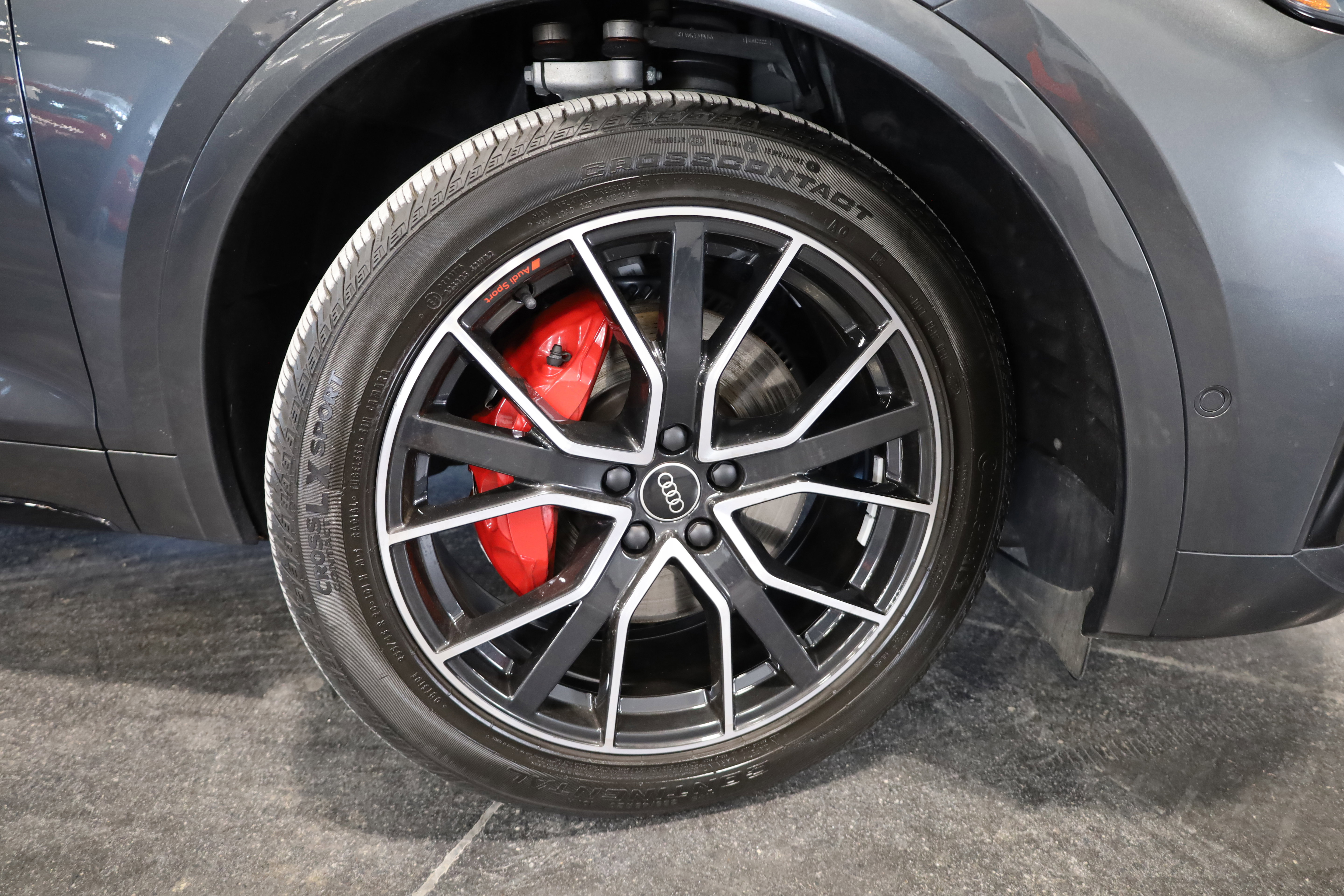 Used 2023 Audi SQ5 Prestige w/ Prestige Package image 10