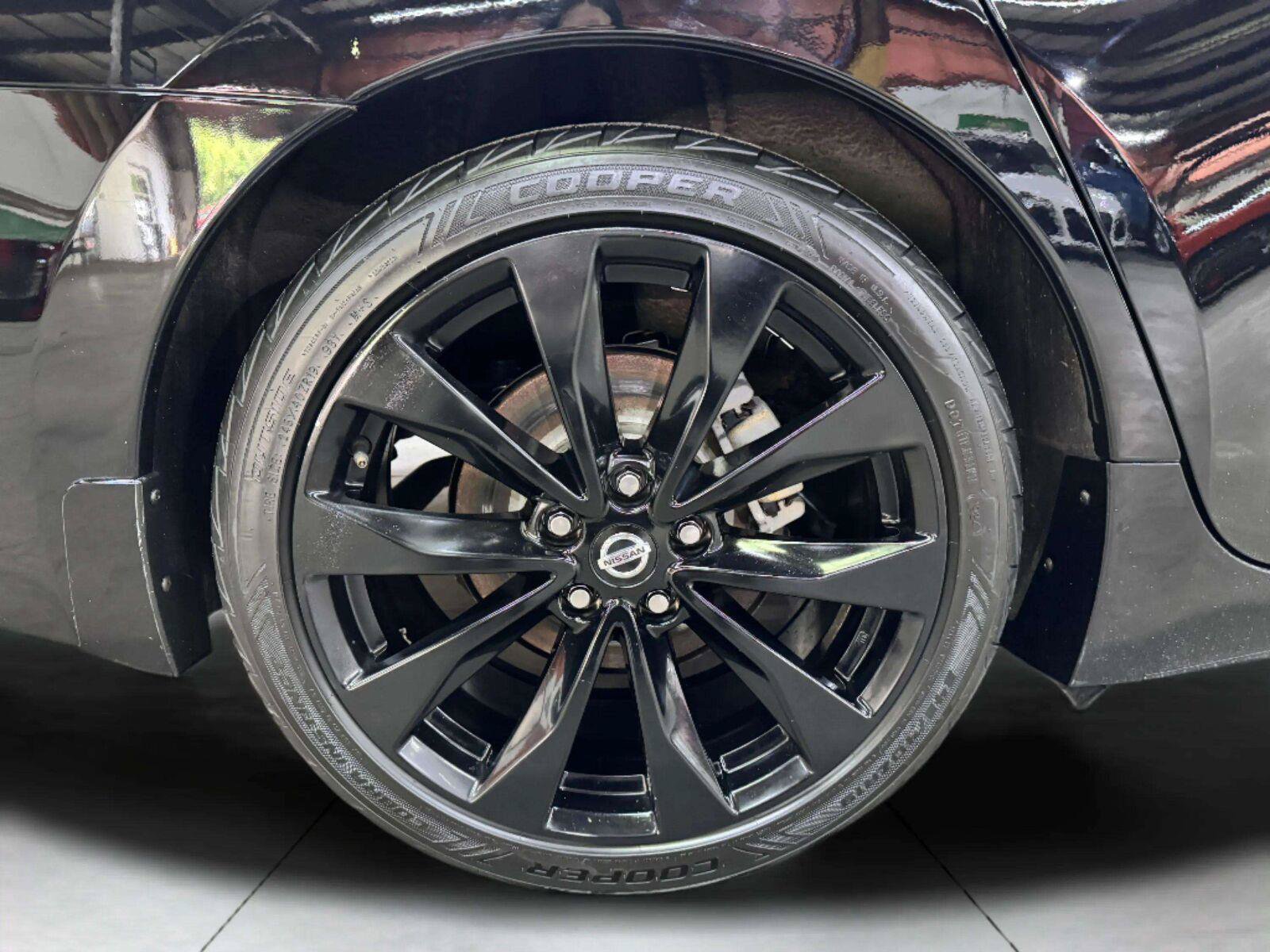 Used 2021 Nissan Maxima SR w/ Sport Mat Group FWD image 66