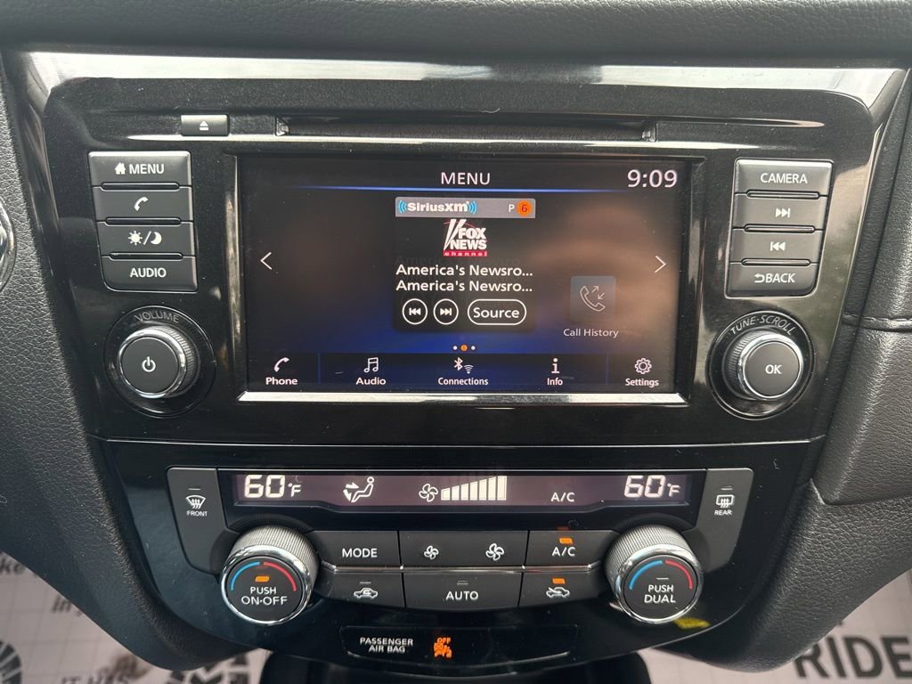 Used 2020 Nissan Rogue SV AWD/4WD image 27