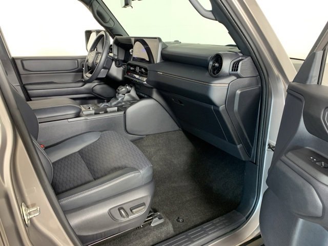 Used 2024 Toyota Land Cruiser image 40
