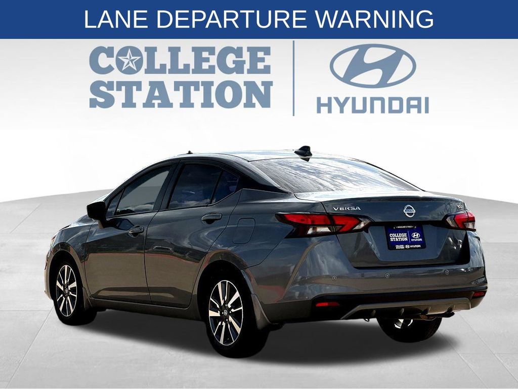 Used 2021 Nissan Versa SV image 8