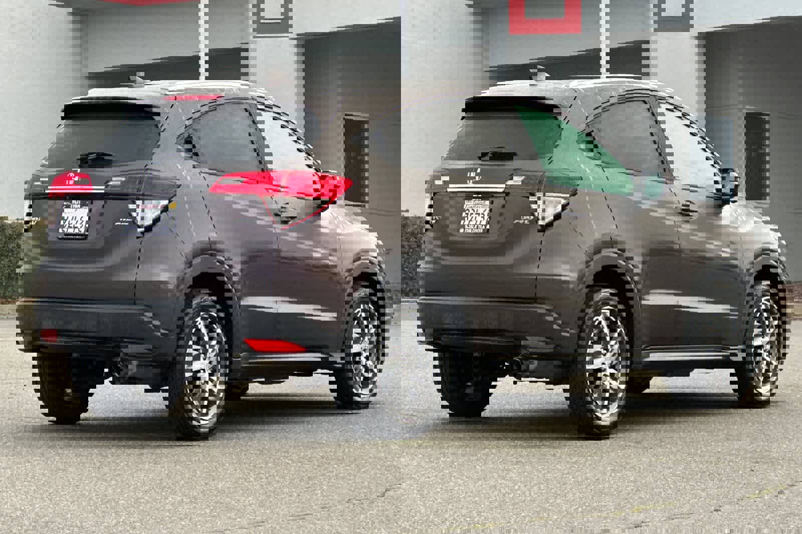 Used 2022 Honda HR-V EX-L image 2