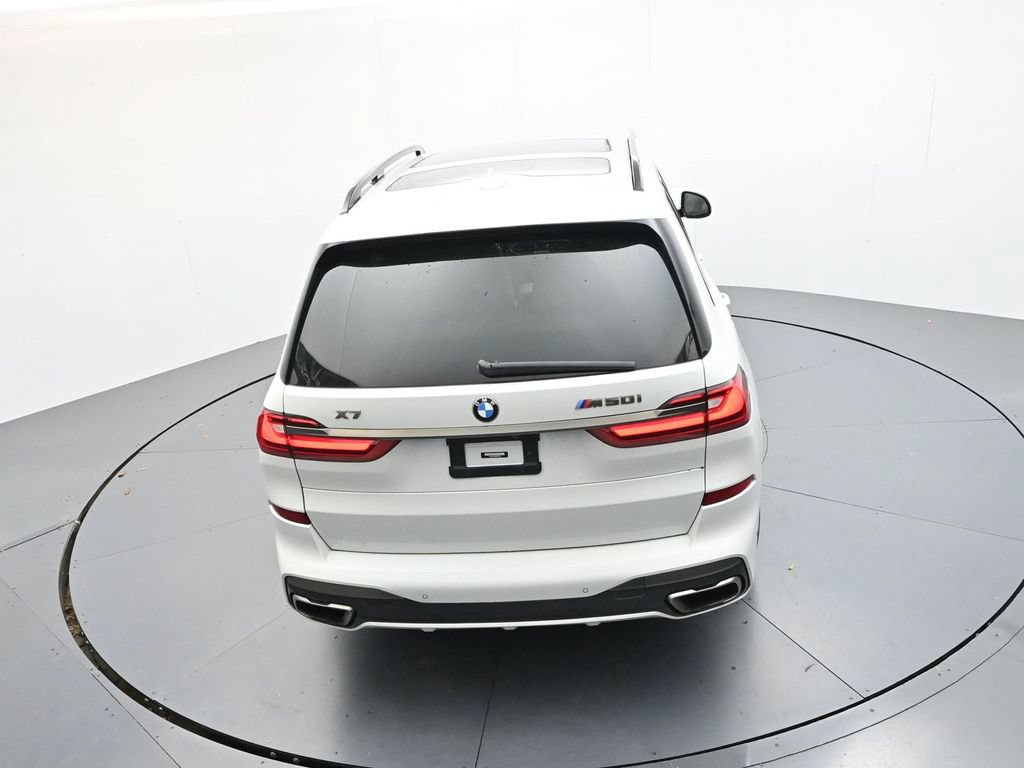 Used 2022 BMW X7 M50i AWD/4WD image 25