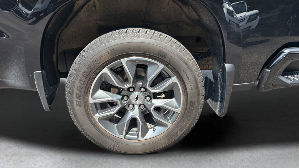 Used 2025 Chevrolet Silverado 1500 RST w/ All Star Edition Plus AWD/4WD image 14