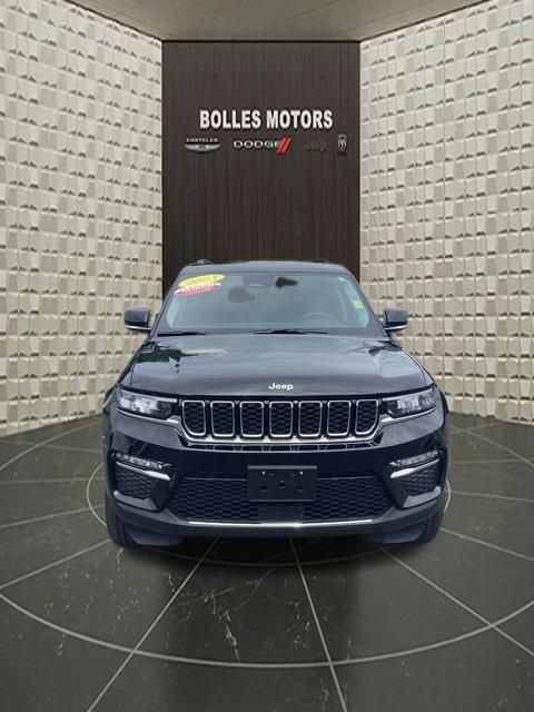 Certified 2023 Jeep Grand Cherokee Limited AWD/4WD image 18