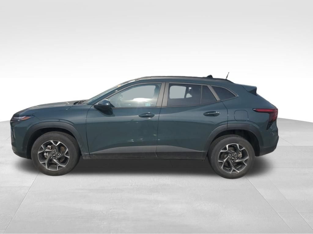 Used 2025 Chevrolet Trax LT FWD video 2