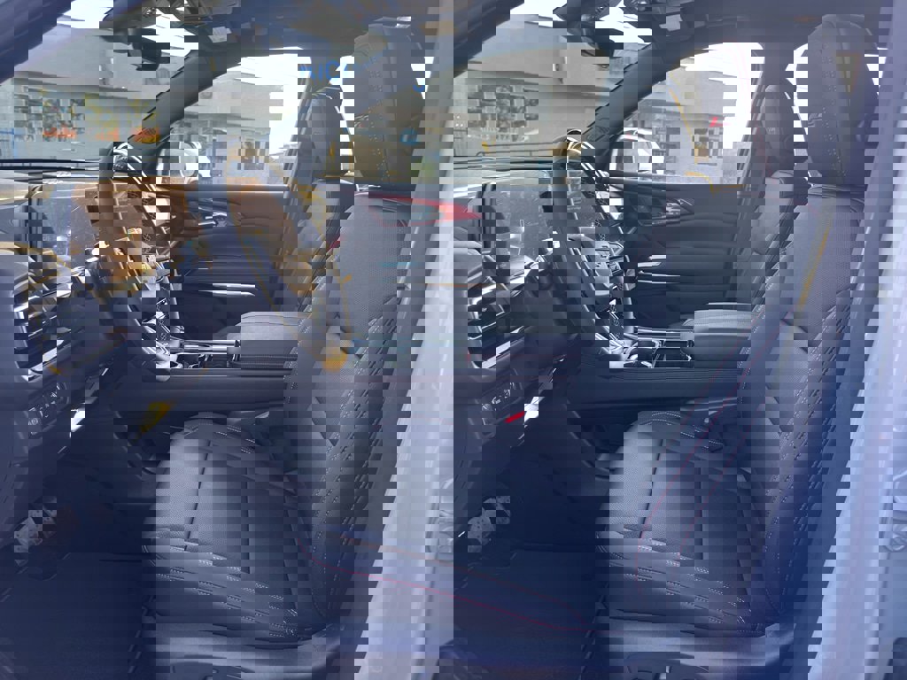 New 2026 Chevrolet Traverse Z71 w/ Enhanced Driving Package image 11