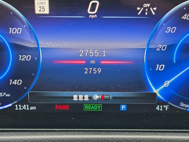 Used 2024 Mercedes-Benz EQB 300 4MATIC image 5