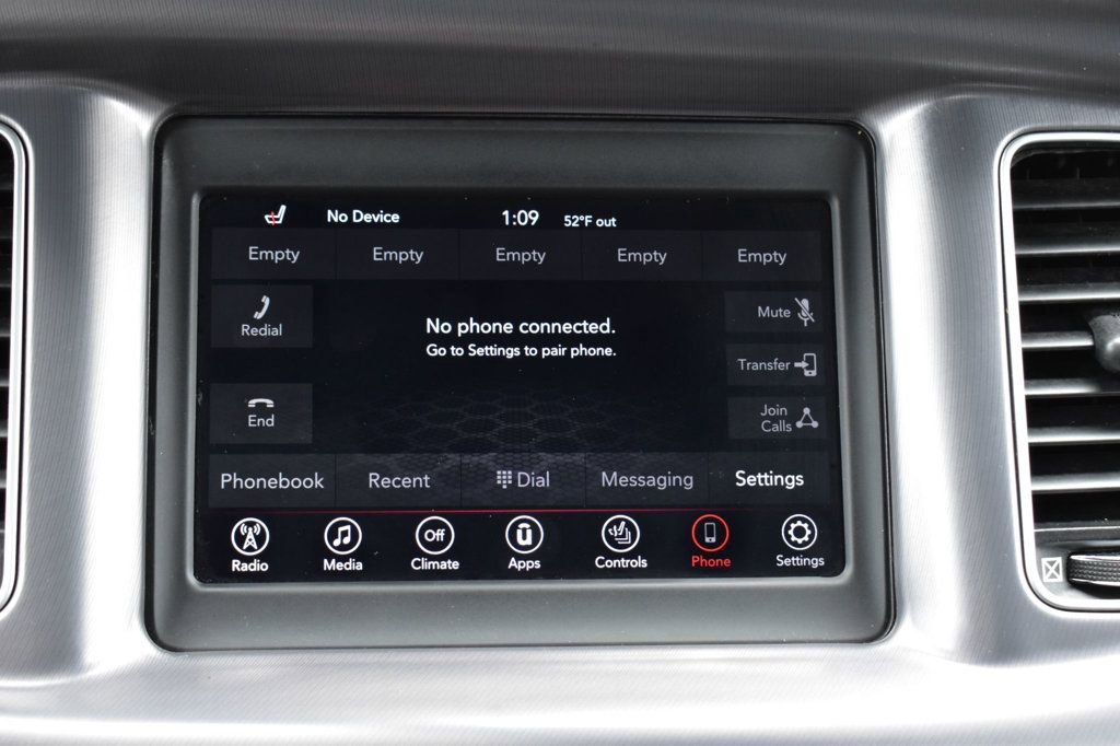 Used 2020 Dodge Charger SXT w/ Driver Convenience Group image 36