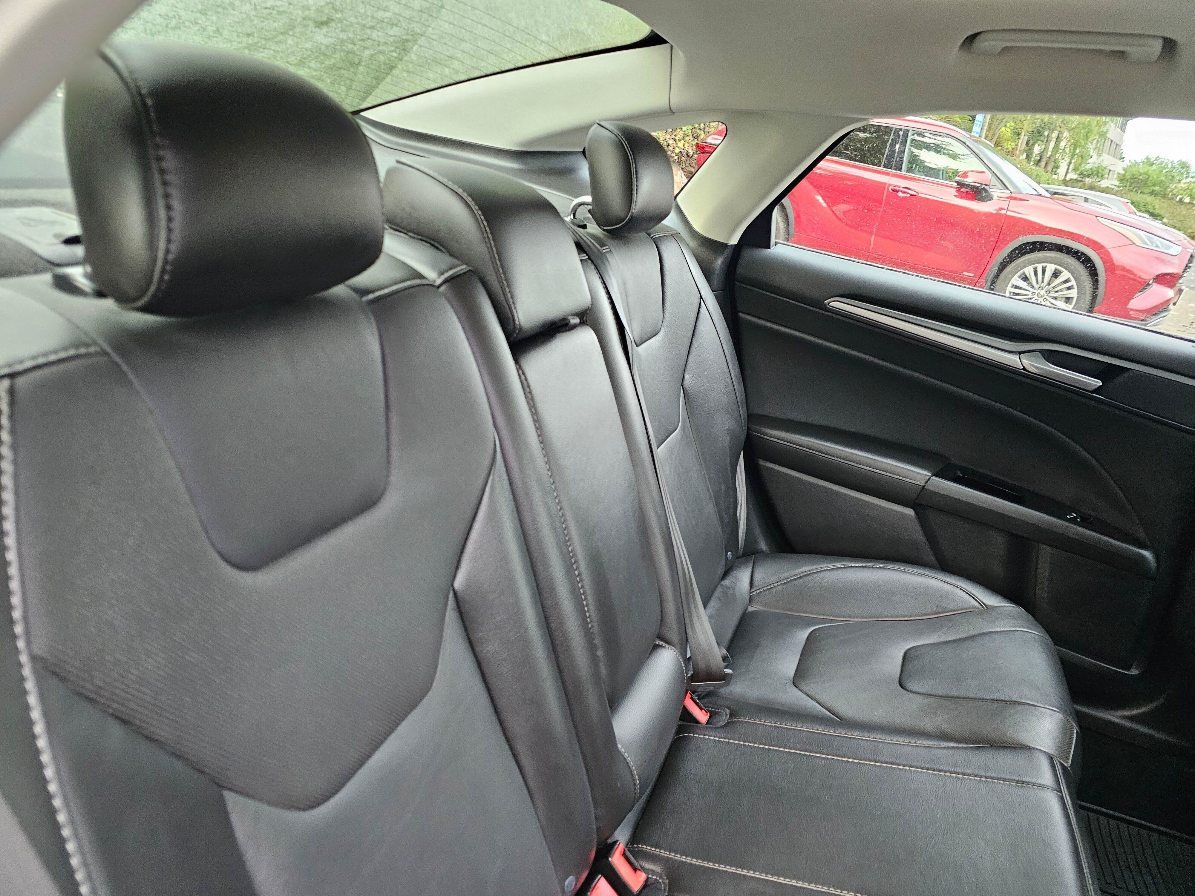Used 2014 Ford Fusion Titanium FWD image 13