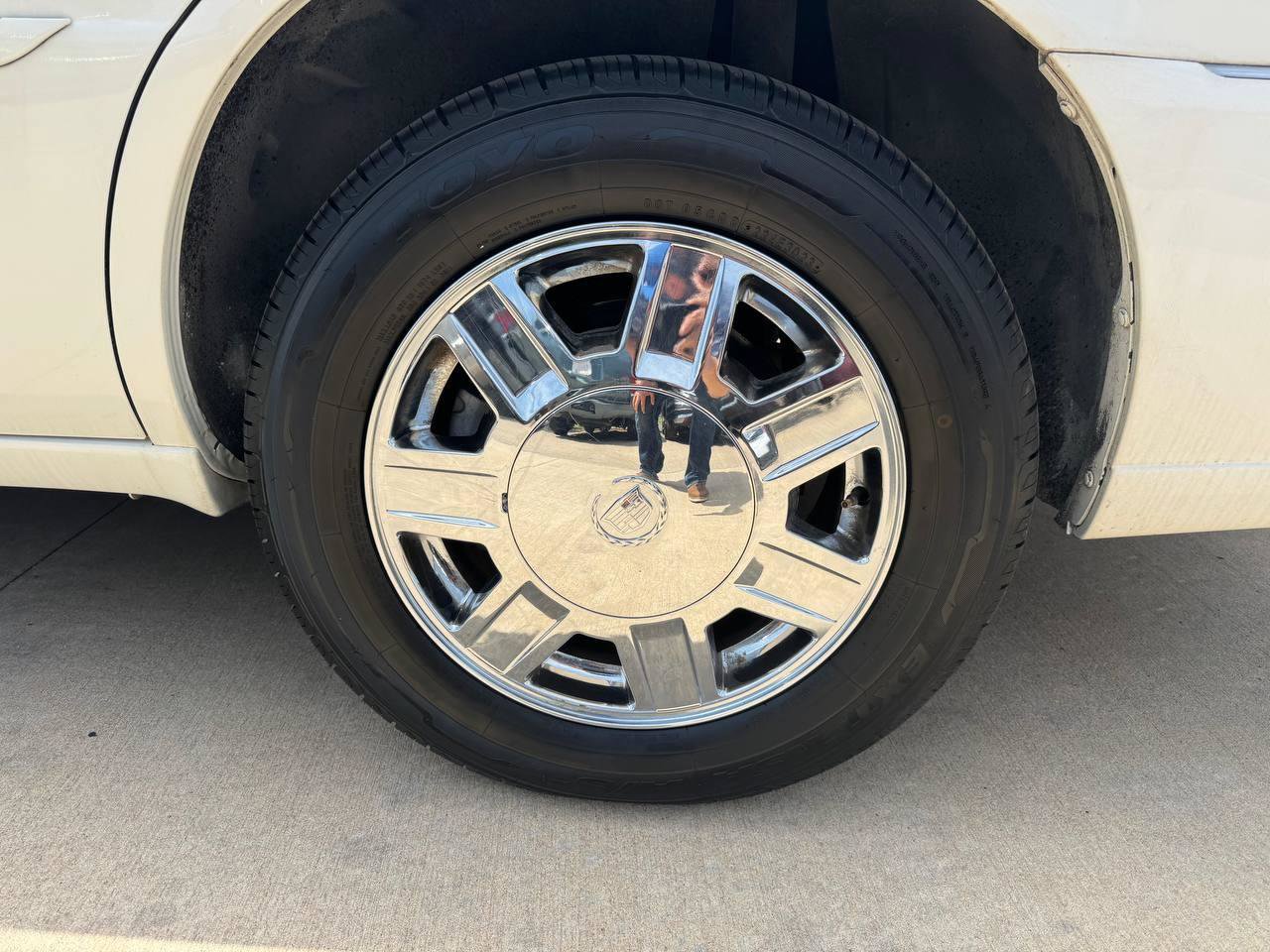 Used 2009 Cadillac DTS Limousine FWD image 62
