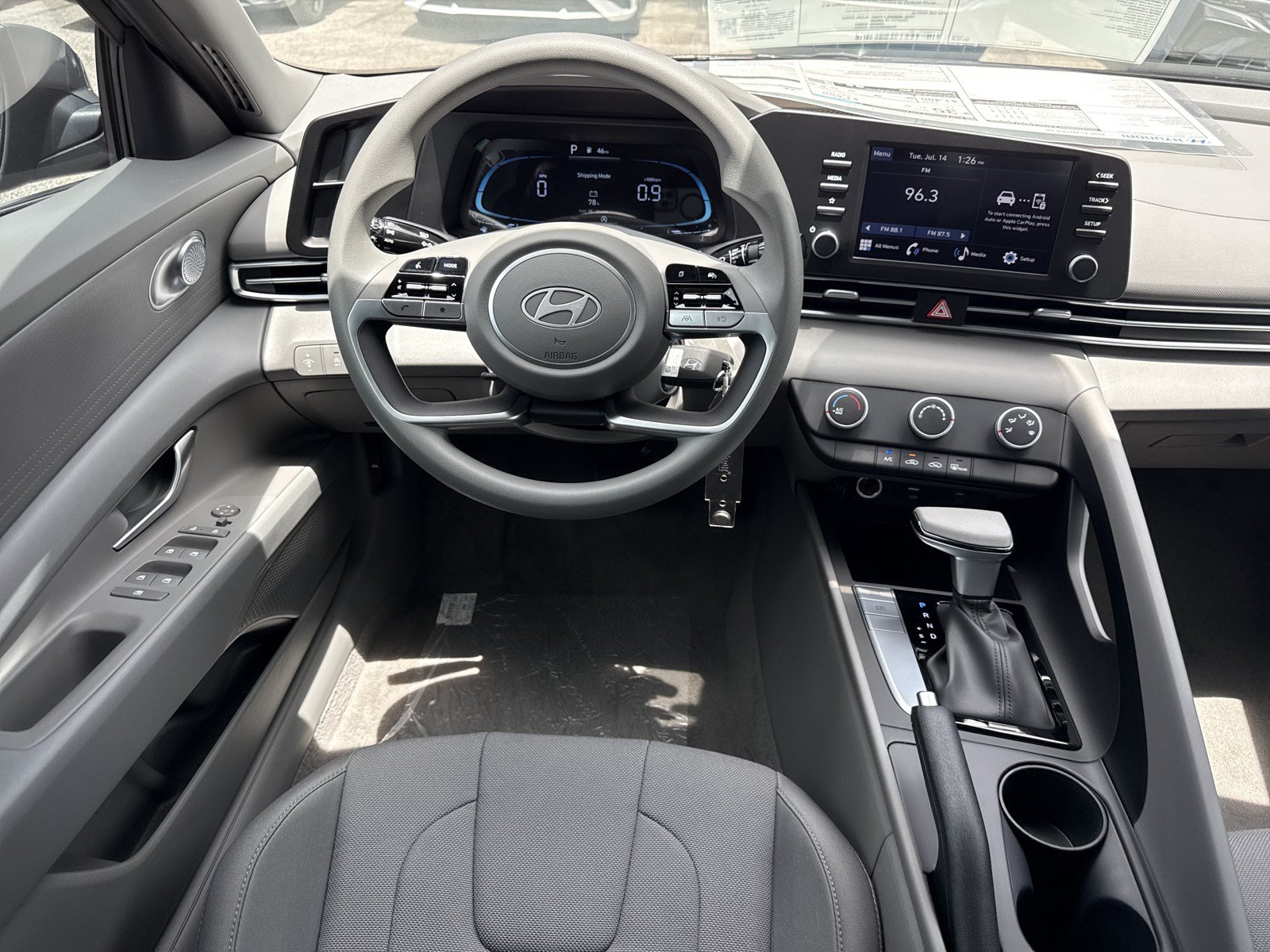 New 2026 Hyundai Elantra SE FWD image 14