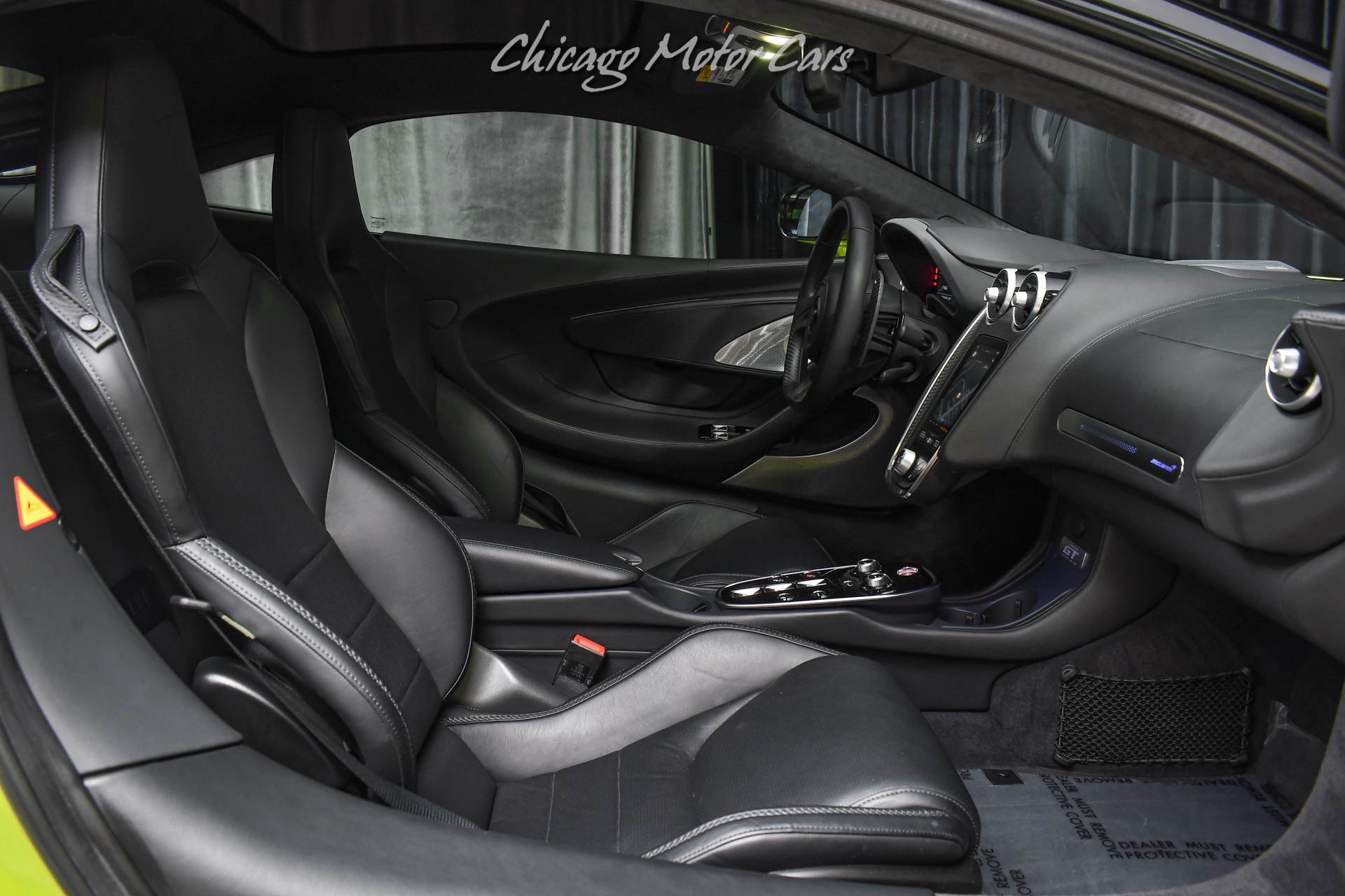 Used 2023 McLaren GT RWD image 24