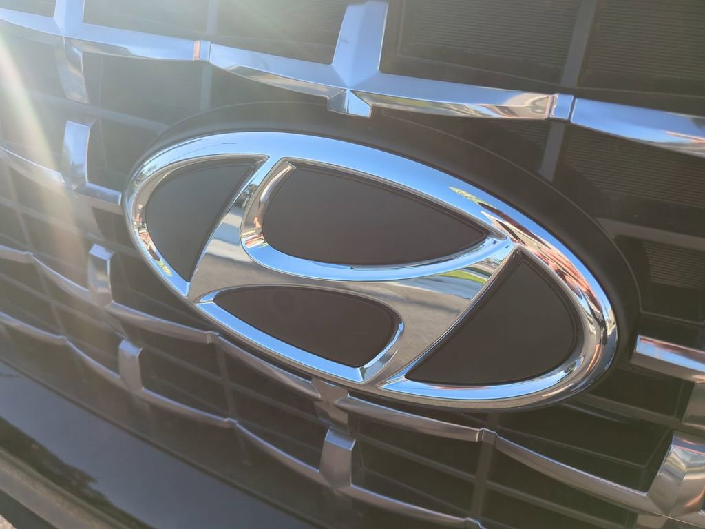 New 2026 Hyundai Venue SEL image 16