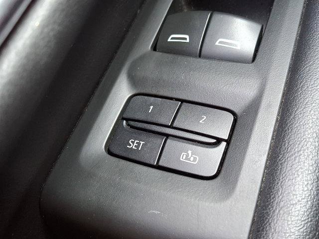 Used 2022 Chevrolet Tahoe RST w/ Luxury Package image 27