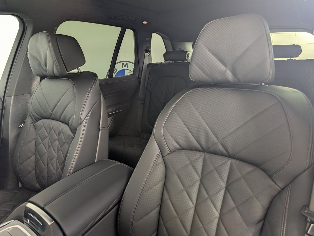 New 2026 BMW X5 xDrive40i w/ M Sport Package image 12