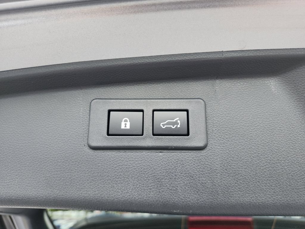 Used 2025 Subaru Outback Onyx Edition AWD/4WD image 9
