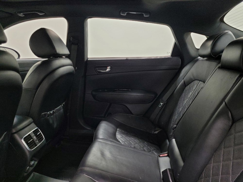 Used 2019 Kia Optima SX w/ SX Limited (Black) Package FWD image 18