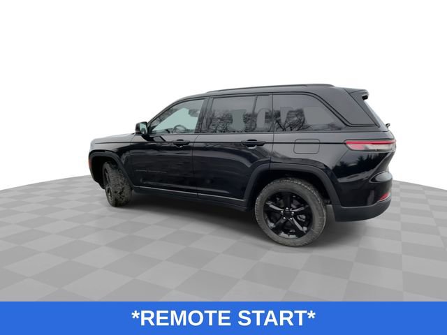 Used 2023 Jeep Grand Cherokee Limited w/ Luxury Tech Group II image 7
