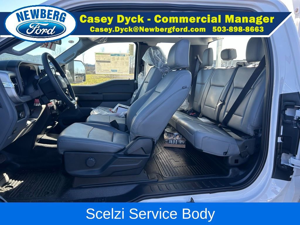 New 2026 Ford F250 XL w/ XL Chrome Package image 13